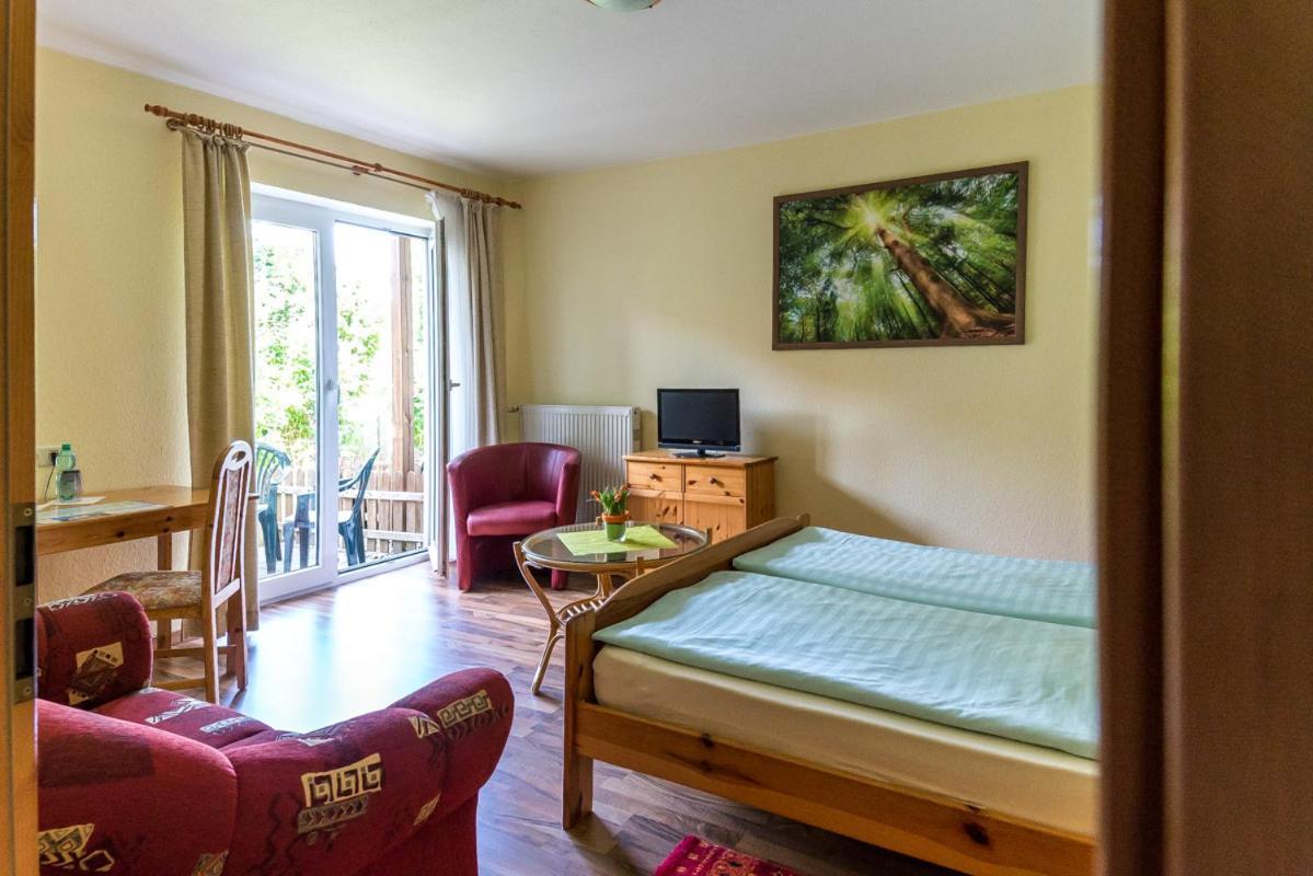Hotel-Pension Lindenhof Tarnewitz Экстерьер фото